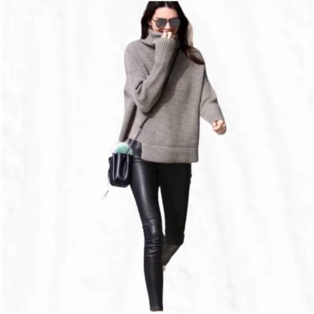 Wilfred Daria High Waisted Vegan Leather Leggings BNWOT Size L